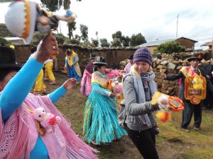 Practising our dance moves on the Isla del Sol.